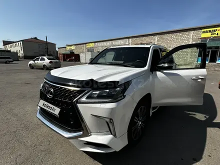 Lexus LX 570 2017 года за 41 990 000 тг. в Астана – фото 6