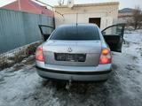 Volkswagen Passat 2001 года за 2 800 000 тг. в Уральск – фото 2