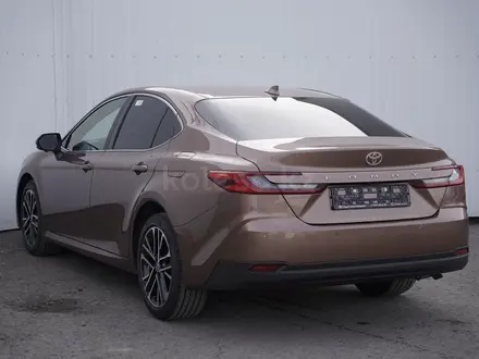 Toyota Camry Luxe 2025 года за 24 800 000 тг. в Караганда – фото 5