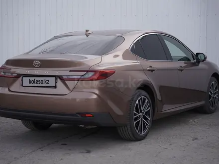Toyota Camry Luxe 2025 года за 24 800 000 тг. в Караганда – фото 6