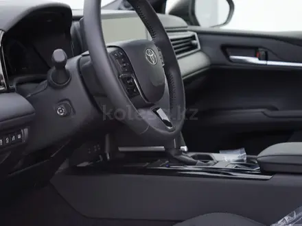Toyota Camry Luxe 2025 года за 24 800 000 тг. в Караганда – фото 12