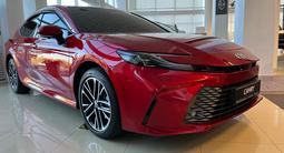 Toyota Camry Luxe 2025 года за 24 690 000 тг. в Караганда – фото 3