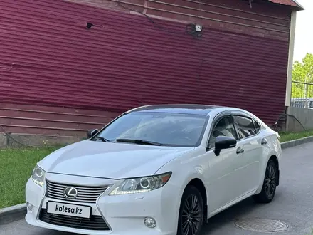 Lexus ES 250 2014 годаүшін9 700 000 тг. в Алматы