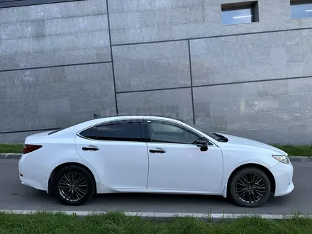 Lexus ES 250 2014 годаүшін9 700 000 тг. в Алматы – фото 4