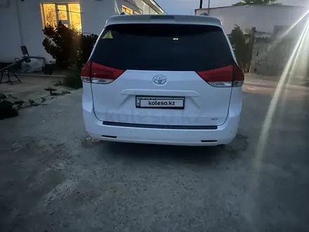 Toyota Sienna 2014 года за 13 000 000 тг. в Актау – фото 5