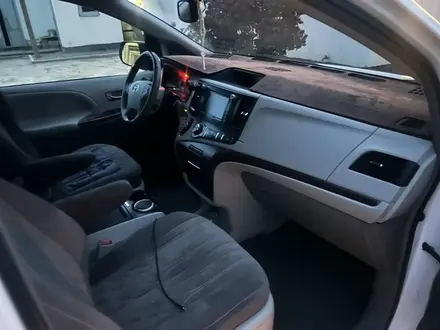 Toyota Sienna 2014 года за 13 000 000 тг. в Актау – фото 7