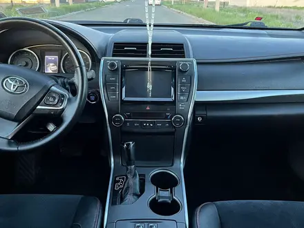 Toyota Camry 2015 года за 6 800 000 тг. в Уральск – фото 6