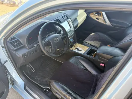 Toyota Camry 2006 года за 5 250 000 тг. в Уральск – фото 10
