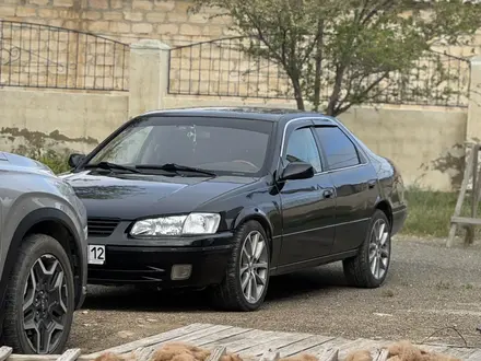 Toyota Camry 1997 года за 3 150 000 тг. в Актау – фото 4