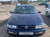 Volkswagen Passat 1995 годаfor1 250 000 тг. в Лисаковск – фото 3