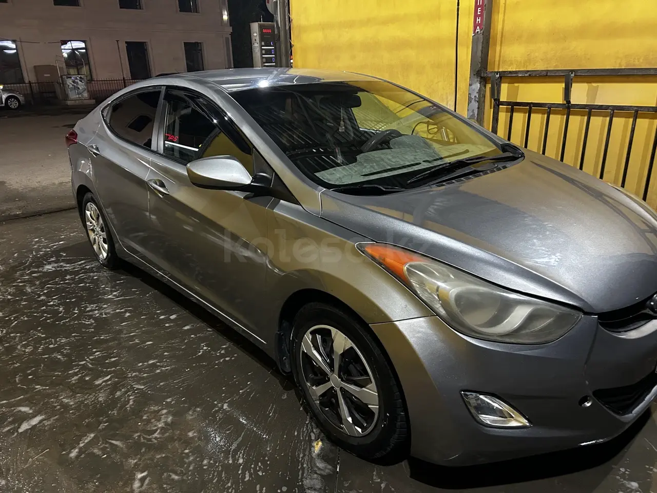 Hyundai Elantra, 2012