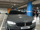 BMW 520 2022 года за 25 500 000 тг. в Алматы – фото 2