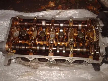 На Touareg 4.2 AXQ блок двигателя поршень ГБЦ распредвал шатун за 125 000 тг. в Алматы – фото 6
