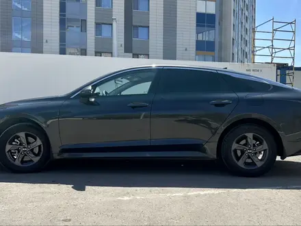 Kia K5 2021 года за 10 500 000 тг. в Астана – фото 3