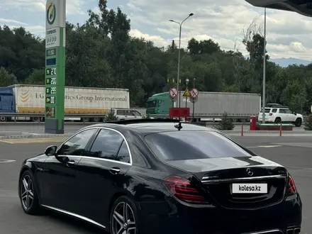 Mercedes-Benz S 63 AMG 2018 года за 32 000 000 тг. в Алматы – фото 3