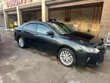 Toyota Camry 2015 года за 11 500 000 тг. в Шымкент