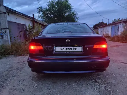 BMW 528 1998 года за 1 600 000 тг. в Актобе