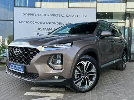 Hyundai Santa Fe 2019 года за 18 500 000 тг. в Алматы