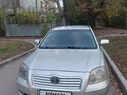 Toyota Avensis 2004 года за 4 500 000 тг. в Алматы – фото 2