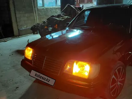 Mercedes-Benz E 280 1992 года за 1 600 000 тг. в Кызылорда – фото 2