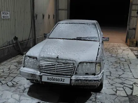 Mercedes-Benz E 280 1992 года за 1 600 000 тг. в Кызылорда – фото 4