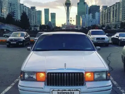 Lincoln Town Car 1993 года за 10 000 000 тг. в Астана – фото 19