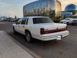Lincoln Town Car 1993 года за 10 000 000 тг. в Астана – фото 4