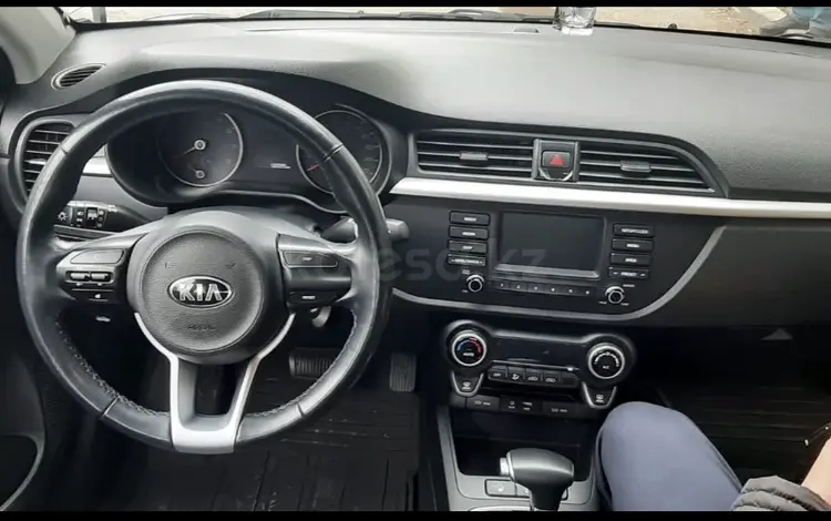 Kia Rio 2018 года за 8 000 000 тг. в Актобе