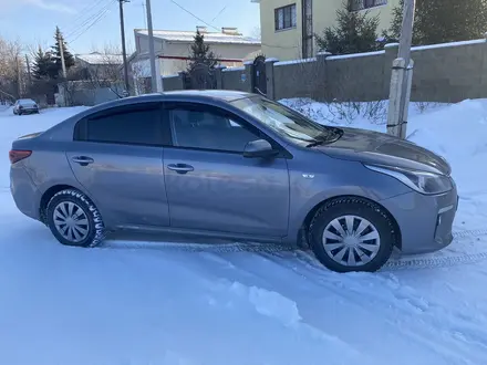 Kia Rio 2018 года за 8 000 000 тг. в Актобе – фото 7