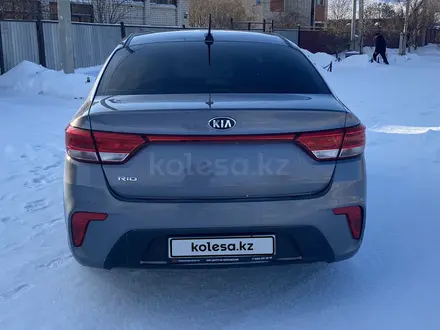 Kia Rio 2018 года за 8 000 000 тг. в Актобе – фото 9