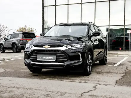 Chevrolet Tracker 2023 года за 7 990 000 тг. в Актау – фото 2