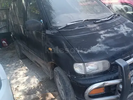 Nissan Serena 1995 года за 600 000 тг. в Алматы