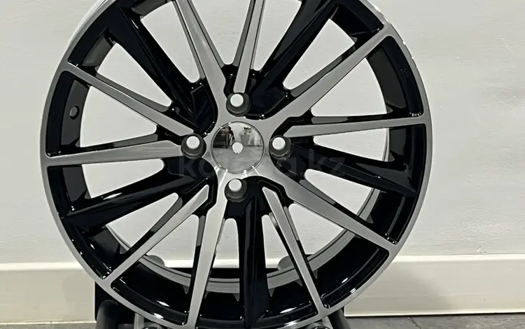 R16 4.100 Lada Vesta. Hyundai Accent за 180 000 тг. в Алматы