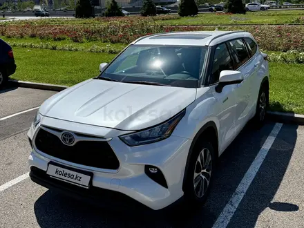Toyota Highlander 2022 года за 26 000 000 тг. в Алматы