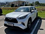 Toyota Highlander 2022 года за 25 500 000 тг. в Алматы