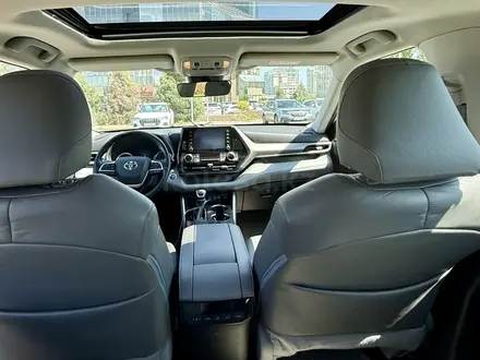 Toyota Highlander 2022 года за 26 000 000 тг. в Алматы – фото 6