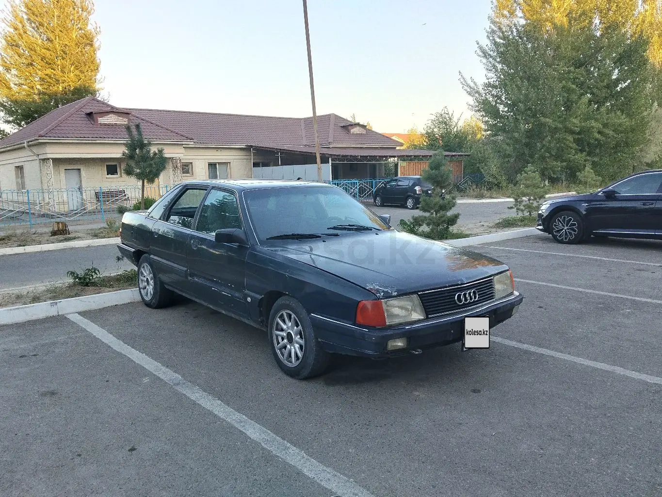 Audi 100, 1990