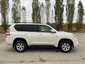 Toyota Land Cruiser Prado 2015 года за 18 600 000 тг. в Актобе – фото 6