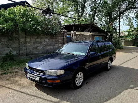 Toyota Camry 1996 года за 2 120 000 тг. в Алматы – фото 5