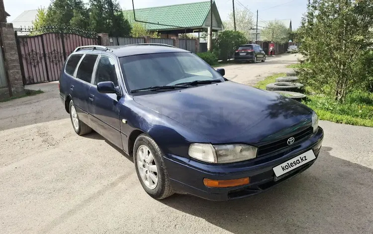 Toyota Camry 1996 годаүшін2 120 000 тг. в Алматы