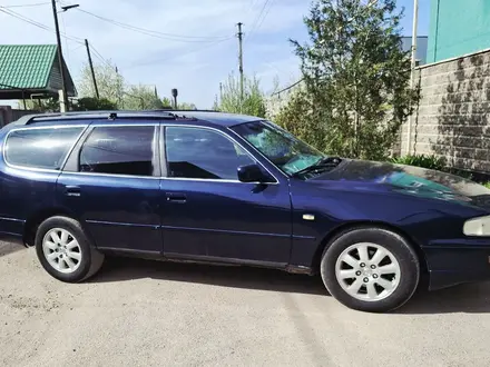 Toyota Camry 1996 года за 2 120 000 тг. в Алматы – фото 2