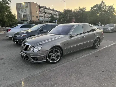 Mercedes-Benz E 500 2004 года за 5 500 000 тг. в Актау