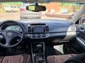 Toyota Camry 2003 года за 4 000 000 тг. в Астана – фото 11