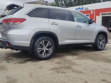 Toyota Highlander 2019 года за 15 000 000 тг. в Актобе – фото 6