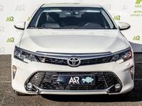 Toyota Camry 2017 годаүшін13 100 000 тг. в Семей