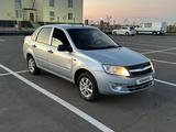 ВАЗ (Lada) Granta 2190 2013 годаүшін1 700 000 тг. в Астана – фото 2