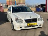 Mercedes-Benz C 240 2001 годаfor3 999 999 тг. в Астана