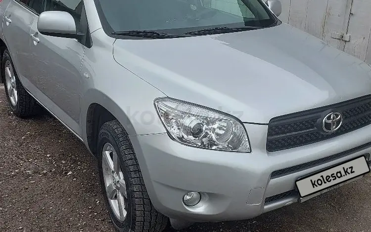 Toyota RAV4 2007 годаfor7 000 000 тг. в Шымкент