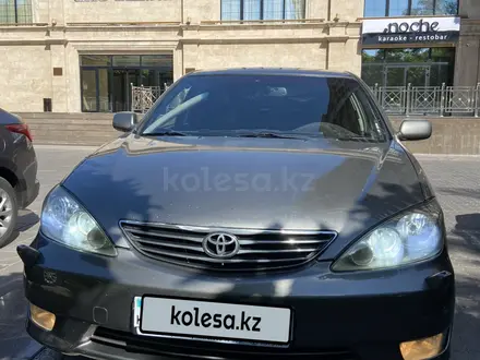 Toyota Camry 2005 года за 5 800 000 тг. в Шымкент – фото 3