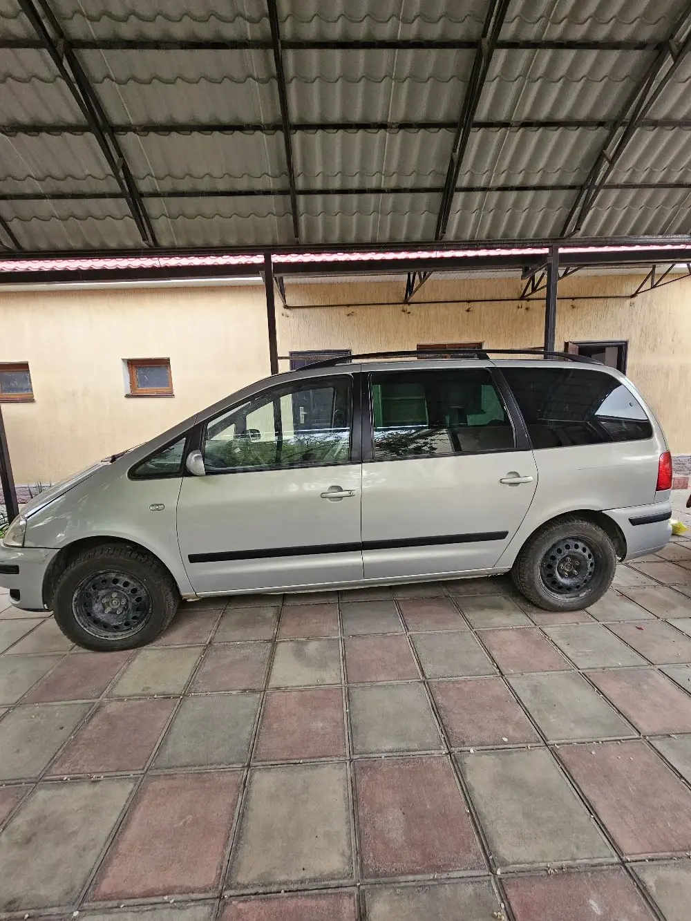 Volkswagen Sharan, 2002